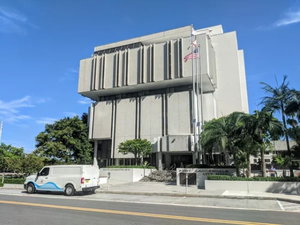 city hall fort lauderdale